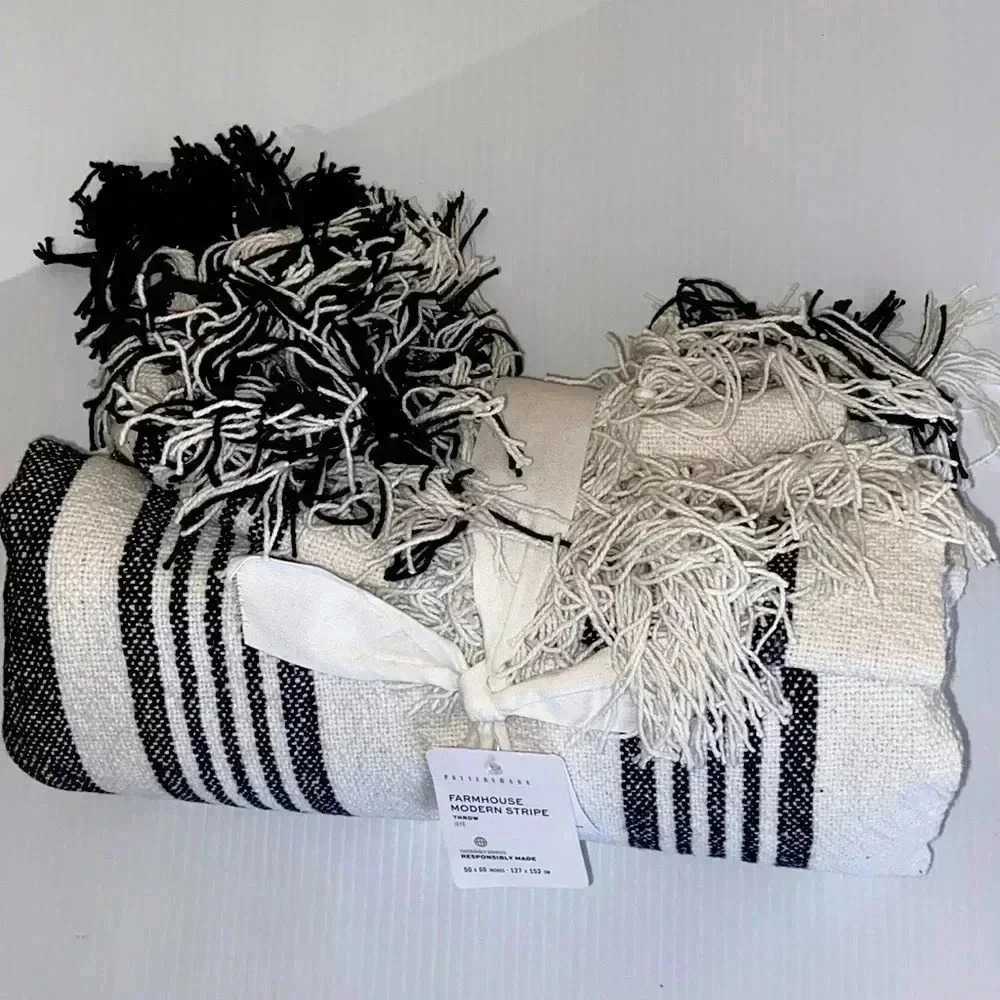 POTTERY BARN Farmhouse Modern Stripe Throw/ Blanket 50x60 NWT - 100% Cotton